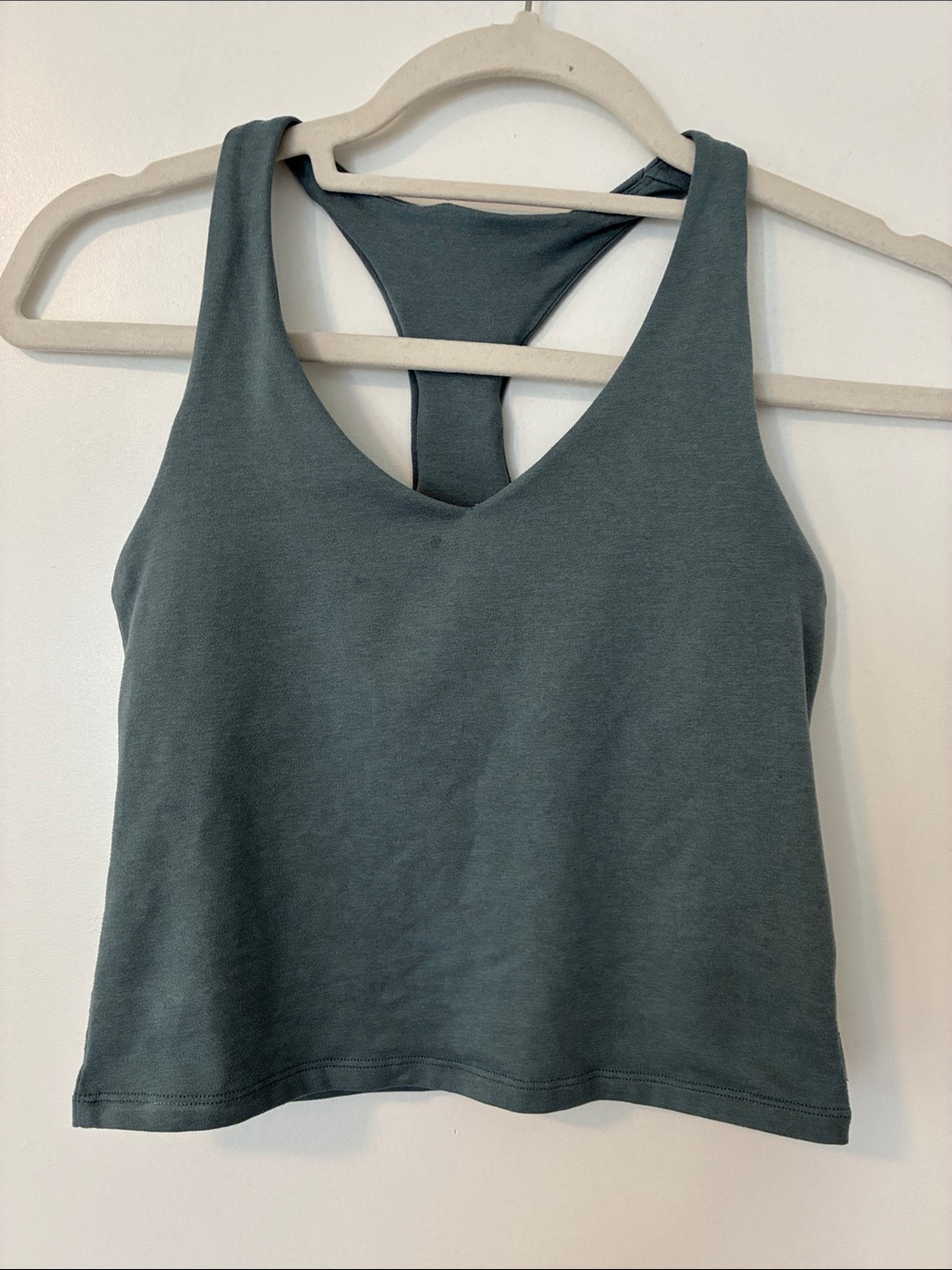 Vuori Halo Performance Crop Tank 2.0 Smoke Blue Heather